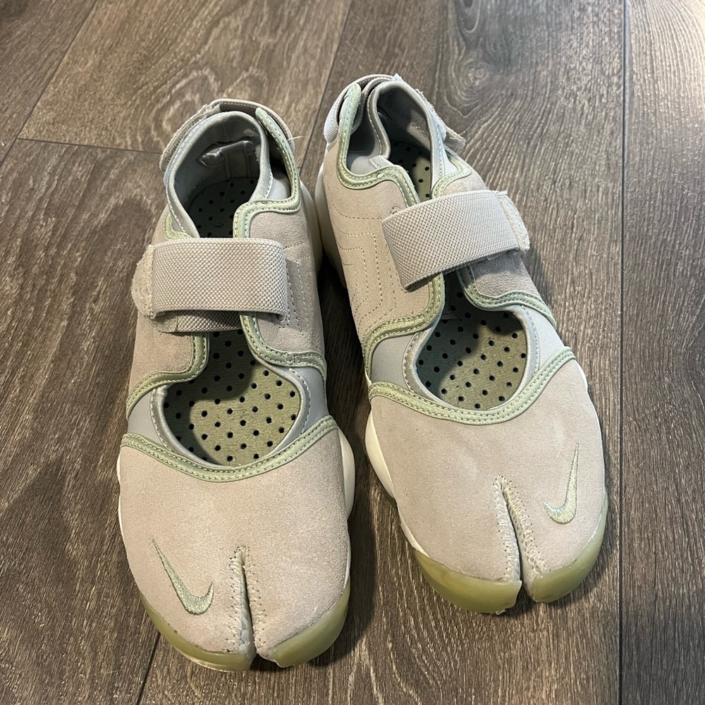 Nike - Air Rift Light Bone & Honeydew